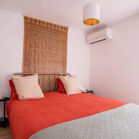 Spacious Apartment With Balcony And Swimming Pool * Hyères